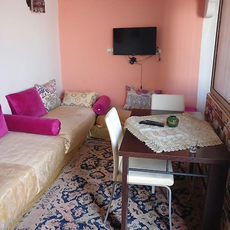 Studio Amine Avec Une Terasse Privee Rabat Exterior photo